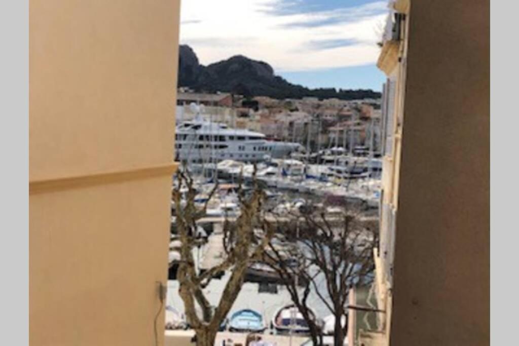 Studio 12 Vieux Port Apartment La Ciotat Bagian luar foto