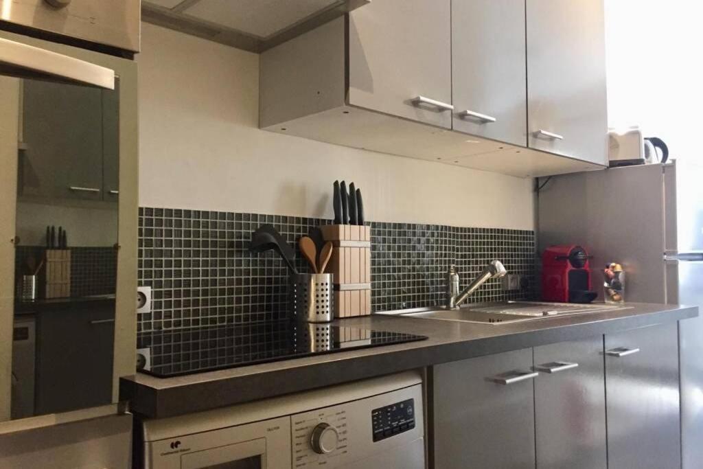 Studio 12 Vieux Port Apartment La Ciotat Bagian luar foto